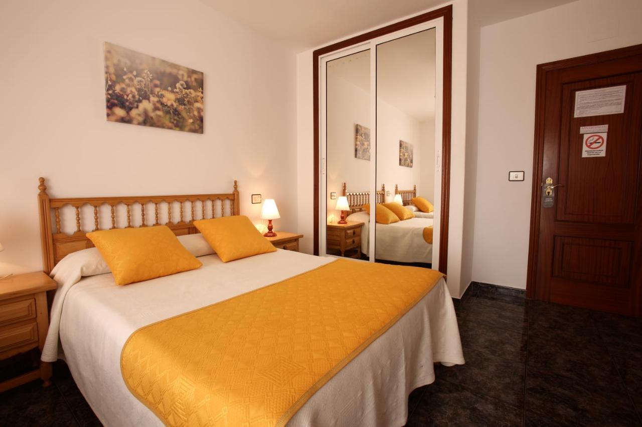 Hostal San Roque Портоново Екстериор снимка