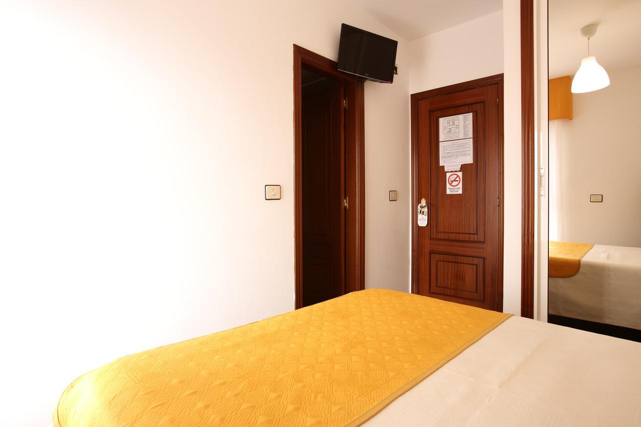 Hostal San Roque Портоново Екстериор снимка