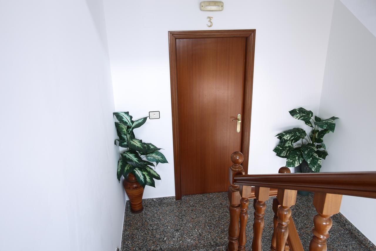 Hostal San Roque Портоново Екстериор снимка