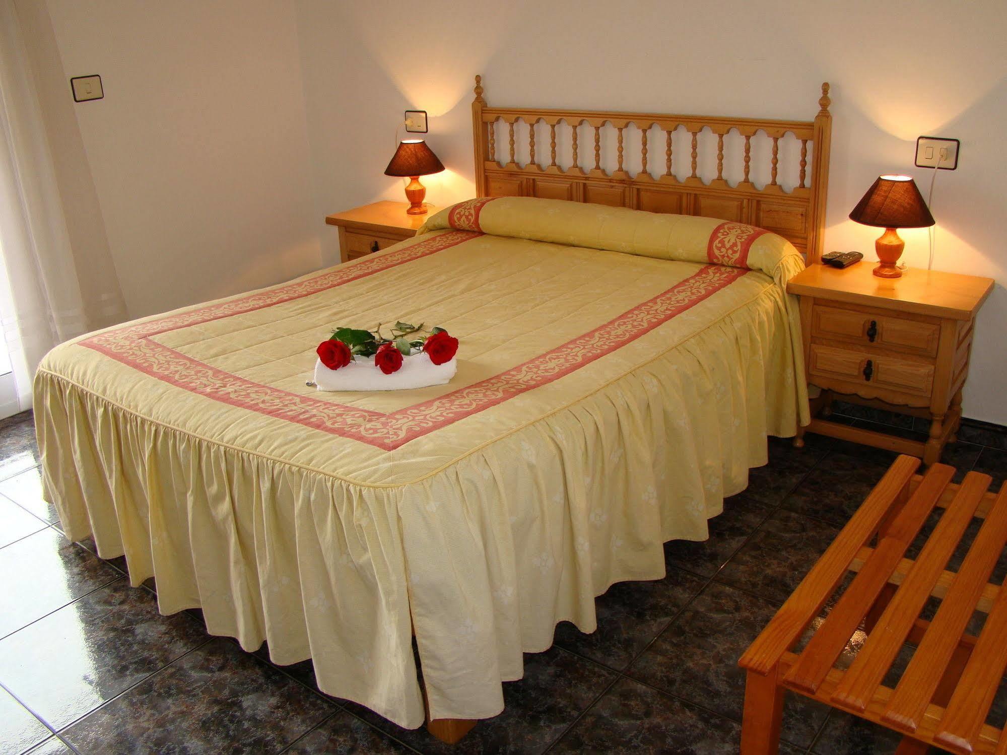 Hostal San Roque Портоново Екстериор снимка