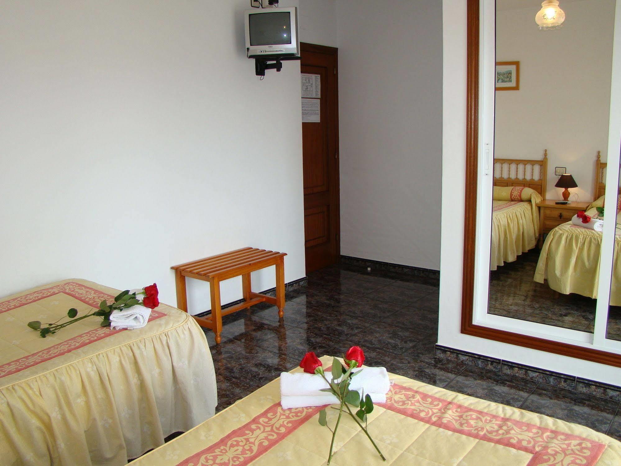Hostal San Roque Портоново Екстериор снимка